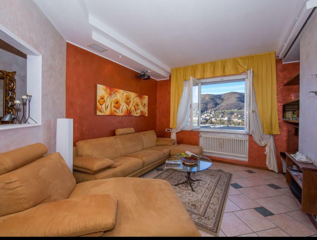 Lo Specchio Sul Lago - The House Of Travelers Комо Экстерьер фото